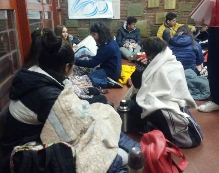 Escuelas sin gas o calefaccin elevan sus reclamos en Quilmes