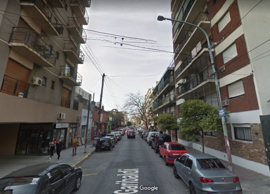 Quilmes centro: Trep dos pisos y se rob una bicicleta del balcn de un edificio