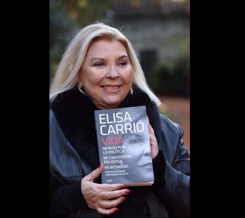 Elisa Carri visita Quilmes para presentar su libro