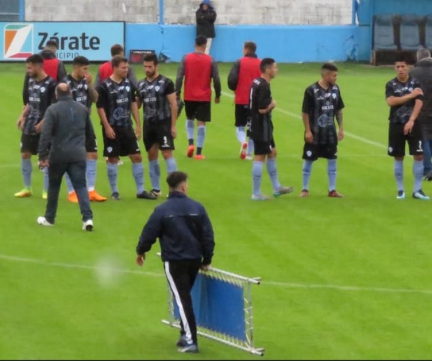 Argentino de Quilmes tropez en Zrate ante Defensores Unidos