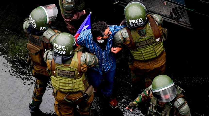 Los chilenos nuevamente protestan en las calles por las leyes de Piera