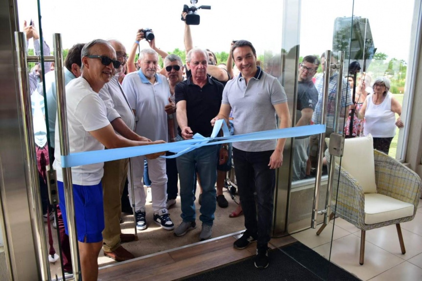Empleados de Comercio de Lans y Avellaneda inaugur hotel SPA en Varela