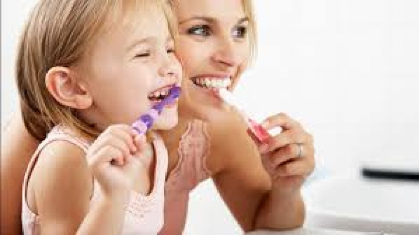 El beneficio desconocido de cepillarse los dientes