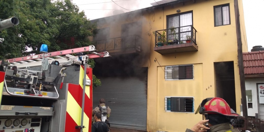 Se incendi un domicilio en Quilmes Este por un posible cortocircuito