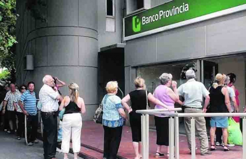Confirman que el viernes abrirn los bancos para pagar jubilaciones y prestaciones sociales