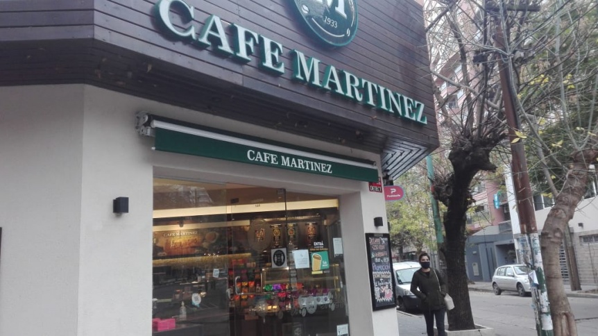 Entraron a robar en una reconocida cafetera de Quilmes centro