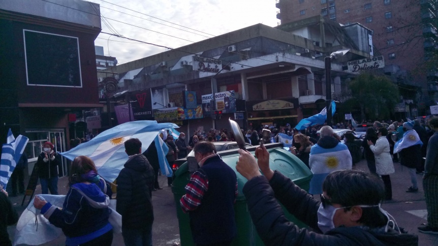 En Quilmes tambin estuvo presente el banderazo por la libertad