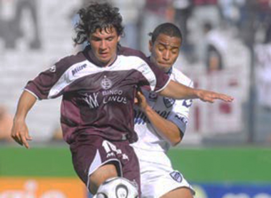 lvaro Pereira se hizo socio de Quilmes y quiere volver al club