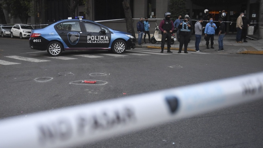 Muri el agresor del polica asesinado en Palermo