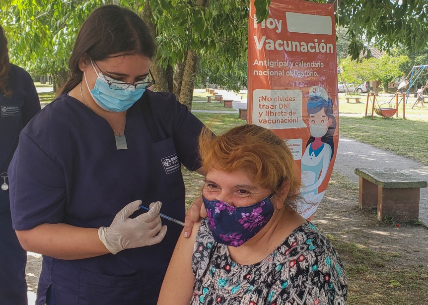 Vacunas en Berazategui: Aplicaron las del calendario nacional en Gral. Mitre y El Pato