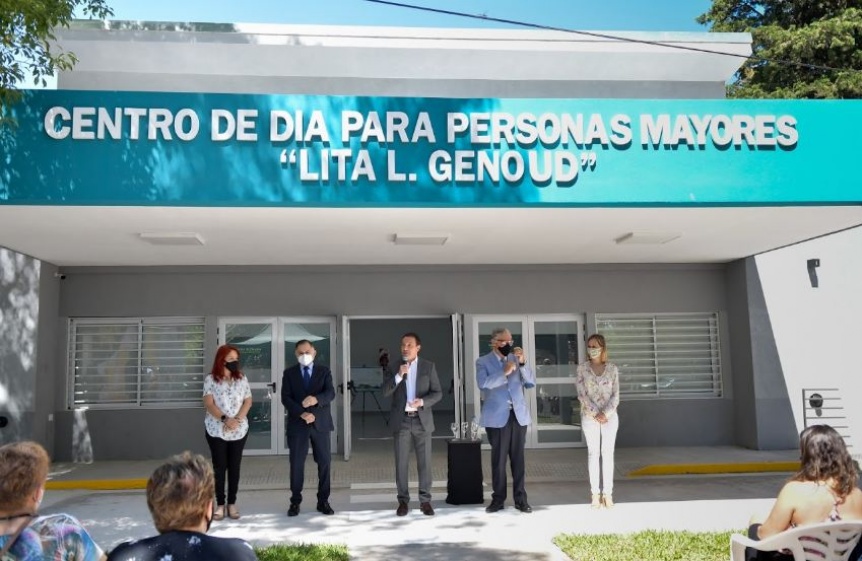 Watson inaugur el Centro de Da para Adultos Mayores Lita Genoud