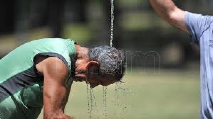 Advertencia por la ola de calor en Buenos Aires y 11 provincias